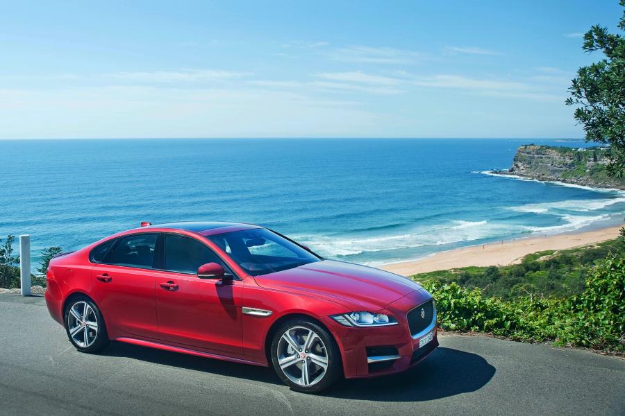  Jaguar XF R-Sport 2016 года  (AU) (фото 23 из 26)
